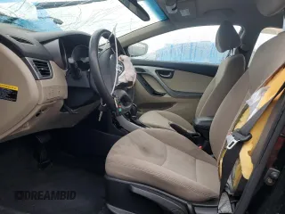 2014 Hyundai Elantra SE z VIN KMHDH4AE9EU218719, wystawiony jako Copart lot #57608475 z przebiegiem Nie podano mil oraz Szkoda całkowita • Salvage title. Historia ofert i sprzedaży dostępna na DreamBid. Obrazek 7.