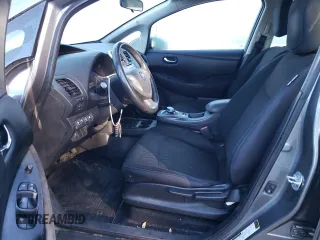 2015 Nissan LEAF SV with VIN 1N4AZ0CP6FC333657, listed as a Copart auction lot 40755843 with 84,701 mi miles. Bid and sale history available at carsss.com. Image 7.