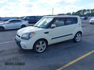 2010 Kia Soul + with VIN KNDJT2A24A7137264, listed as a IAAI auction lot 42163602 with 161,596 mi miles and . Bid and sale history available at DreamBid. Image 2.