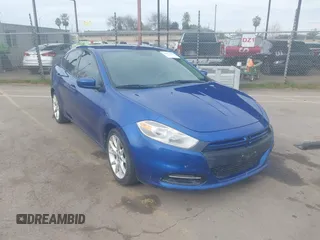 2013 Dodge Dart SXT z VIN 1C3CDFBH5DD708819, wystawiony jako IAAI lot #41479651 z przebiegiem 137 662 mil mil oraz . Historia ofert i sprzedaży dostępna na DreamBid. Obrazek 1.
