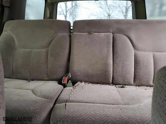 1998 Chevrolet Tahoe with VIN 1GNEK13R4WJ346191, listed as a Copart auction lot 86583514 with 2,650,816 mi miles and Salvage Title. Bid and sale history available at carsss.com. Image 10.
