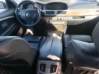 2004 BMW 7 Series 745i with VIN WBAGL63424DP68940, listed as a Copart auction lot 88738565 with 139,822 mi miles and Salvage Title. Bid and sale history available at DreamBid. Image 8.