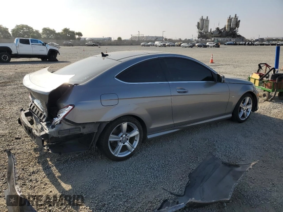2012 Mercedes-Benz C 250 with VIN WDDGJ4HB7CF887127, listed as a Copart auction lot 62573325 with 148,176 mi miles and Salvage title. Bid and sale history available at DreamBid. Image 3.