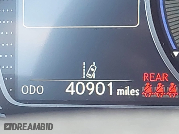 2020 Lexus UX 250h with VIN JTHP9JBH5L2023035, listed as a IAAI auction lot 41226475 with 40,901 mi miles and . Bid and sale history available at DreamBid. Image 16.