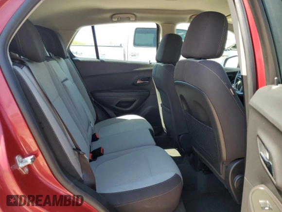 2015 Chevrolet Trax LS with VIN KL7CJKSB0FB218650, listed as a Copart auction lot 52429785 with 105,784 mi miles and Clean Title. Bid and sale history available at carsss.com. Image 11.