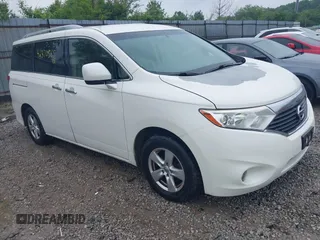 2013 Nissan Quest SV z VIN JN8AE2KP5D9070921, wystawiony jako IAAI lot #42370568 z przebiegiem 154 137 mil mil oraz . Historia ofert i sprzedaży dostępna na DreamBid. Obrazek 1.
