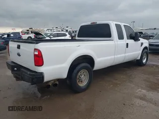 2008 Ford Super Duty F-250 SRW XL with VIN 1FTSX20R78EB67467, listed as a IAAI auction lot 41945924 with 98,158 mi miles. Bid and sale history available at carsss.com. Image 4.