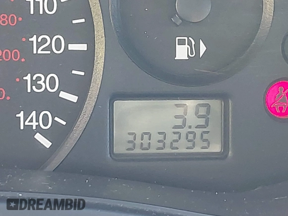 2002 Ford Focus SE with VIN 1FAFP34302W167735, listed as a IAAI auction lot 42056931 with 303,295 mi miles and . Bid and sale history available at carsss.com. Image 16.