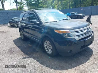 2011 Ford Explorer XLT with VIN 1FMHK8D84BGA63376, listed as a IAAI auction lot 42673792 with 178,390 mi miles and . Bid and sale history available at DreamBid. Image 1.