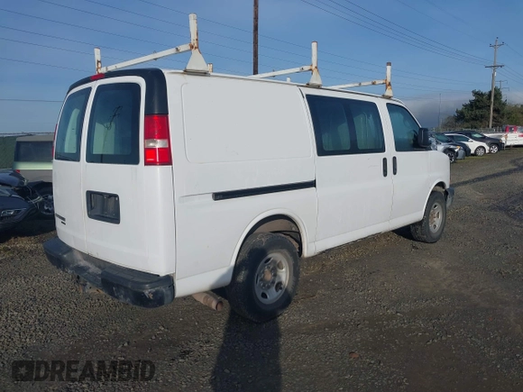 2014 Chevrolet Express Cargo Van with VIN 1GCWGFBA3E1122402, listed as a IAAI auction lot 41795180 with 1 mi miles. Bid and sale history available at carsss.com. Image 4.
