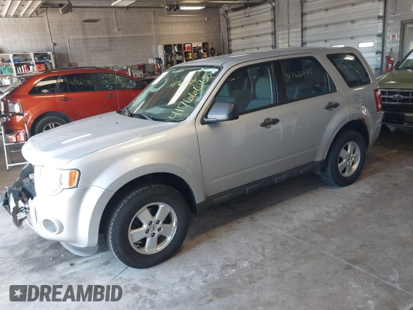 2012 Ford Escape XLS with VIN 1FMCU9C70CKB93771, listed as a IAAI auction lot 41766025 with 151,975 mi miles and . Bid and sale history available at DreamBid. Image 17.