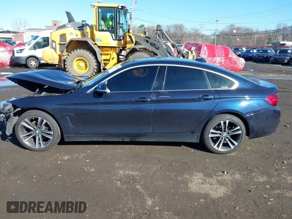 2020 BMW 4 Series 430i xDrive z VIN WBA4J3C02LBL12113, wystawiony jako IAAI lot #41821762 z przebiegiem 86 586 mil mil oraz . Historia ofert i sprzedaży dostępna na DreamBid. Obrazek 14.