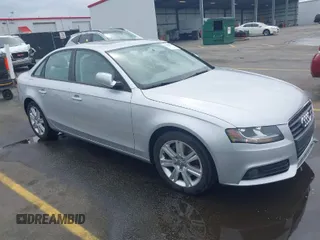 2011 Audi A4 Premium z VIN WAUAFAFL7BN037768, wystawiony jako IAAI lot #41900999 z przebiegiem 151 847 mil mil oraz . Historia ofert i sprzedaży dostępna na DreamBid. Obrazek 1.