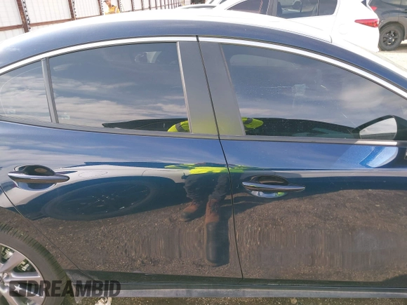 2025 Mazda 3 S Preferred with VIN 3MZBPACM3SM452112, listed as a IAAI auction lot 41902982 with 2,123 mi miles and . Bid and sale history available at DreamBid. Image 14.