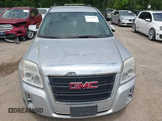 2015 GMC Terrain SLE z VIN 2GKFLWEK8F6272041, wystawiony jako IAAI lot #42308812 z przebiegiem 188 543 mil mil oraz . Historia ofert i sprzedaży dostępna na DreamBid. Obrazek 12.