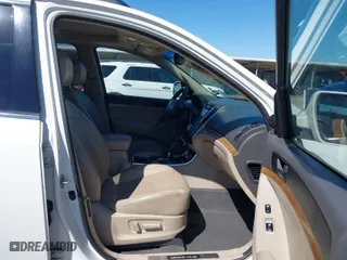 2012 Hyundai Veracruz Limited with VIN KM8NU4CC1CU194084, listed as a IAAI auction lot 41753965 with 102,084 mi miles. Bid and sale history available at carsss.com. Image 5.
