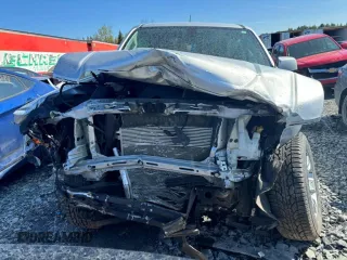 2017 GMC Canyon 4WD SLE z VIN 1GTG6CEN4H1192497, wystawiony jako Copart lot #50968085 z przebiegiem Nie podano mil oraz Szkoda całkowita • Salvage title. Historia ofert i sprzedaży dostępna na DreamBid. Obrazek 5.