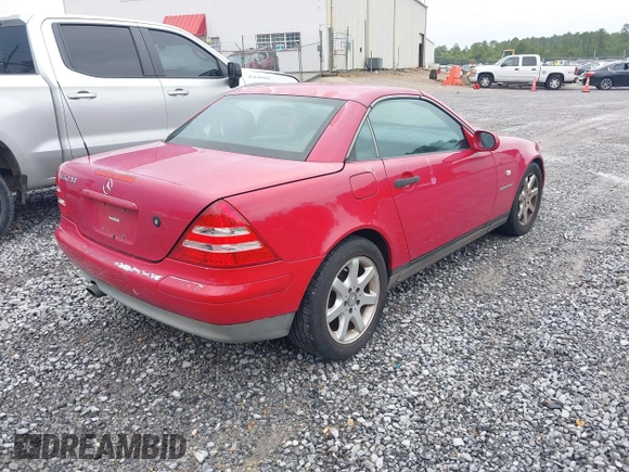 1998 Mercedes-Benz SLK 230/320 with VIN WDBKK47F3WF029419, listed as a IAAI auction lot 42623031 with 103,602 mi miles and . Bid and sale history available at DreamBid. Image 6.