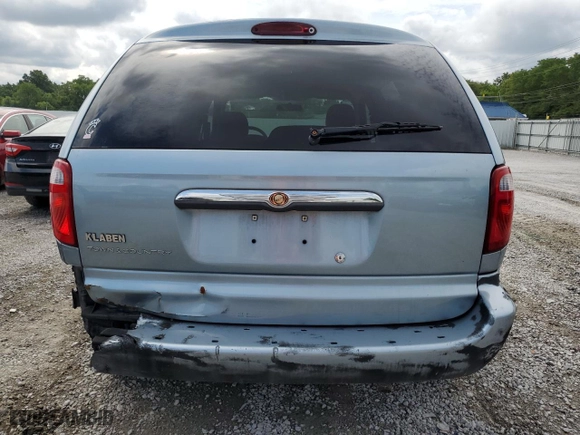 2006 Chrysler Town & Country SWB with VIN 1A4GP45R26B746756, listed as a Copart auction lot 72493834 with 57,547 mi miles and Non Repairable. Bid and sale history available at carsss.com. Image 6.