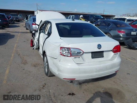 2011 Volkswagen Jetta Sedan SE w/Convenience & Sunroof with VIN 3VWDX7AJ4BM305463, listed as a IAAI auction lot 41621670 with 96,087 mi miles. Bid and sale history available at carsss.com. Image 3.