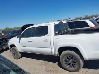 2021 Toyota Tacoma 2WD SR with VIN 3TYAX5GN6MT016452, listed as a IAAI auction lot 41816457 with 30,617 mi miles. Bid and sale history available at carsss.com. Image 14.