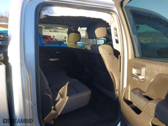 2015 Chevrolet Silverado 1500 LT with VIN 3GCUKREC8FG406809, listed as a IAAI auction lot 41352465 with NaN miles. Bid and sale history available at carsss.com. Image 8.