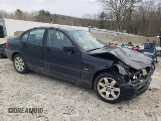 2001 BMW 3 Series 325i with VIN WBAAV334X1EE77884, listed as a Copart auction lot 52754205 with 0 mi miles and Clean Title. Bid and sale history available at carsss.com. Image 4.