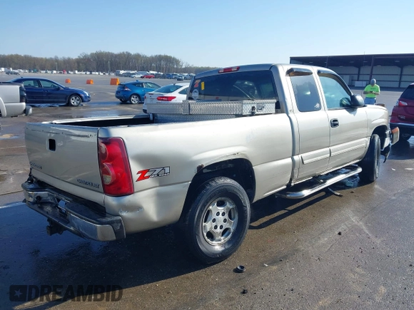 2003 Chevrolet Silverado 1500 LT with VIN 2GCEK19T431351084, listed as a IAAI auction lot 41995382 with 235,033 mi miles and . Bid and sale history available at DreamBid. Image 4.