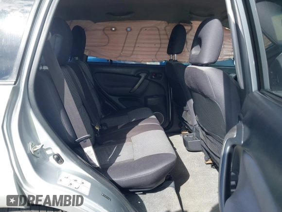 2005 Toyota RAV4 with VIN JTEHD20V150044817, listed as a IAAI auction lot 41782554 with 211,316 mi miles. Bid and sale history available at carsss.com. Image 8.