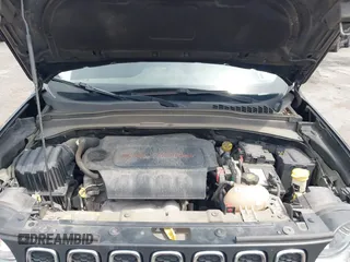 2017 Jeep Renegade Sport z VIN ZACCJBABXHPF35851, wystawiony jako IAAI lot #42705605 z przebiegiem 141 831 mil mil oraz . Historia ofert i sprzedaży dostępna na DreamBid. Obrazek 10.