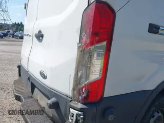 2016 Ford Transit Cargo z VIN 1FTBW2YG0GKB07293, wystawiony jako IAAI lot #42577905 z przebiegiem 155 324 mil mil oraz . Historia ofert i sprzedaży dostępna na DreamBid. Obrazek 6.