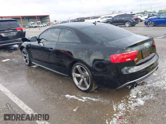 2015 Audi S5 Premium Plus z VIN WAUCGAFR8FA051492, wystawiony jako IAAI lot #42148388 z przebiegiem 109 671 mil mil oraz . Historia ofert i sprzedaży dostępna na DreamBid. Obrazek 3.