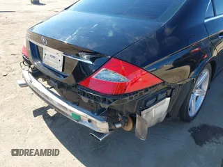 2010 Mercedes-Benz CLS 550 with VIN WDDDJ7CB0AA164094, listed as a IAAI auction lot 42709887 with 83,092 mi miles and . Bid and sale history available at DreamBid. Image 6.
