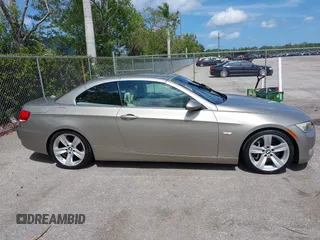 2008 BMW 3 Series 335i z VIN WBAWL73568PX52934, wystawiony jako IAAI lot #42212988 z przebiegiem 76 023 mil mil oraz . Historia ofert i sprzedaży dostępna na DreamBid. Obrazek 13.