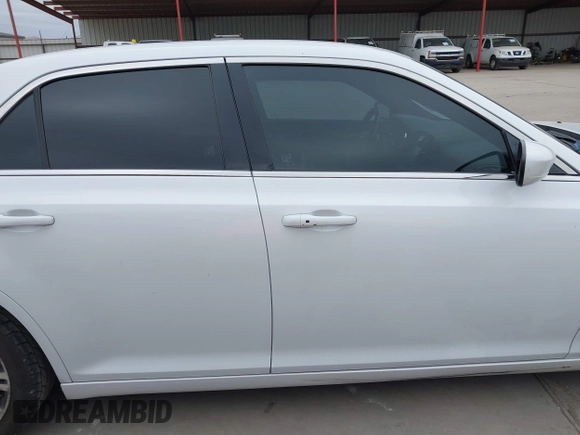 2013 Chrysler 300 with VIN 2C3CCABG5DH711719, listed as a IAAI auction lot 41383018 with 191,863 mi miles. Bid and sale history available at carsss.com. Image 13.