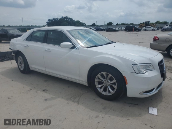 2018 Chrysler 300 Touring z VIN 2C3CCAAG3JH275644, wystawiony jako Copart lot #55079105 z przebiegiem 127 043 mil mil oraz Szkoda całkowita • Salvage title. Historia ofert i sprzedaży dostępna na DreamBid. Obrazek 4.
