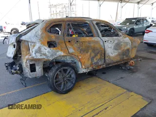2015 BMW X1 xDrive28i z VIN WBAVL1C56FVY37466, wystawiony jako IAAI lot #42208168 z przebiegiem Nie podano mil oraz . Historia ofert i sprzedaży dostępna na DreamBid. Obrazek 4.