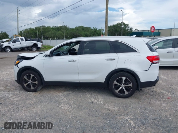 2017 Kia Sorento EX с VIN 5XYPH4A58HG315255, выставлен на аукционе IAAI как лот 42641751 с пробегом 105 385 миль миль и . История ставок и продаж доступна на DreamBid. Изображение 14.