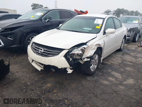 2012 Nissan Altima 2.5 S with VIN 1N4AL2AP2CN572879, listed as a IAAI auction lot 41768361 with 180,397 mi miles. Bid and sale history available at carsss.com. Image 17.