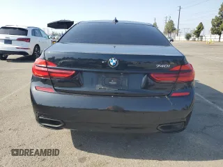 2019 BMW 7 Series 740i z VIN WBA7E2C57KB217388, wystawiony jako Copart lot #61867745 z przebiegiem 109 810 mil mil oraz Szkoda całkowita • Salvage title. Historia ofert i sprzedaży dostępna na DreamBid. Obrazek 6.