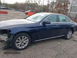 2019 Mercedes-Benz E-Class E 300 with VIN WDDZF4KB6KA531167, listed as a IAAI auction lot 41355270 with 54,611 mi miles. Bid and sale history available at carsss.com. Image 14.