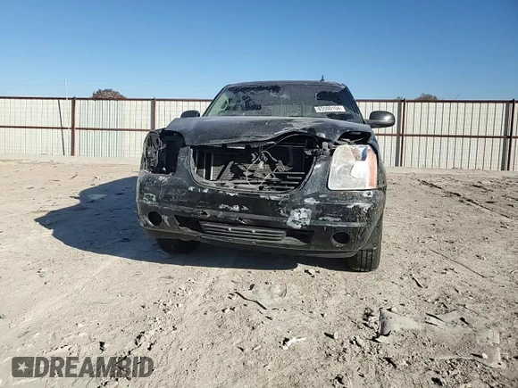 2009 GMC Yukon SLE w/3SA with VIN 1GKFC23C19R105937, listed as a Copart auction lot 85500104 with 238,907 mi miles and Salvage Title. Bid and sale history available at carsss.com. Image 12.