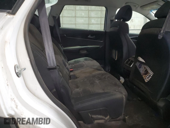 2016 Kia Sorento LX with VIN 5XYPGDA39GG073608, listed as a Copart auction lot 49380795 with 83,060 mi miles and Clean Title. Bid and sale history available at DreamBid. Image 11.