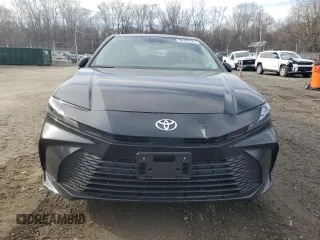 2025 Toyota Camry LE with VIN 4T1DAACK9SU093920, listed as a Copart auction lot 50157745 with 2,088 mi miles and Non Repairable. Bid and sale history available at DreamBid. Image 5.