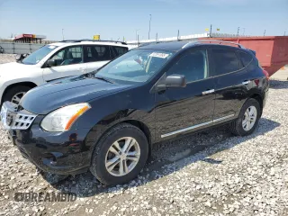 2015 Nissan Rogue S z VIN JN8AS5MV6FW755598, wystawiony jako Copart lot #52891865 z przebiegiem 131 324 mil mil oraz Szkody całkowita. Historia ofert i sprzedaży dostępna na DreamBid. Obrazek 1.