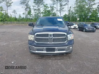 2015 Ram 1500 Big Horn z VIN 1C6RR7TM8FS711048, wystawiony jako IAAI lot #41760186 z przebiegiem Nie podano mil oraz . Historia ofert i sprzedaży dostępna na DreamBid. Obrazek 12.