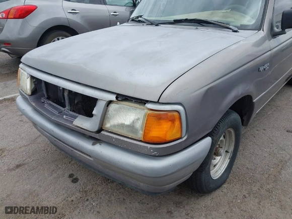 1996 Ford Ranger XL with VIN 1FTCR14A4TPB42312, listed as a IAAI auction lot 39715435 with 244,370 mi miles. Bid and sale history available at carsss.com. Image 6.