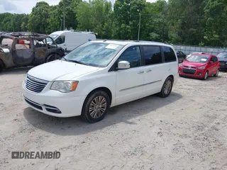 2011 Chrysler Town & Country Limited with VIN 2A4RR6DG8BR714484, listed as a IAAI auction lot 42155728 with 181,162 mi miles. Bid and sale history available at carsss.com. Image 2.