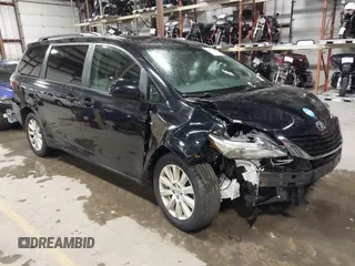 2017 Toyota Sienna LE with VIN 5TDJZ3DC8HS177307, listed as a IAAI auction lot 41054689 with 137,039 mi miles and . Bid and sale history available at DreamBid. Image 1.