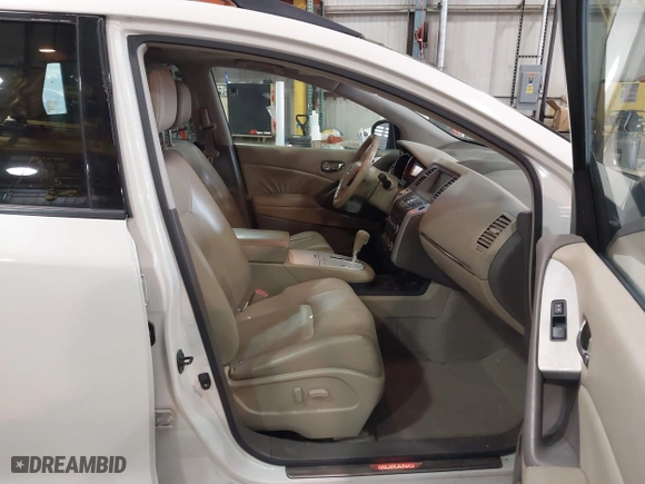 2010 Nissan Murano LE with VIN JN8AZ1MWXAW116176, listed as a IAAI auction lot 41848071 with 163,446 mi miles. Bid and sale history available at carsss.com. Image 5.
